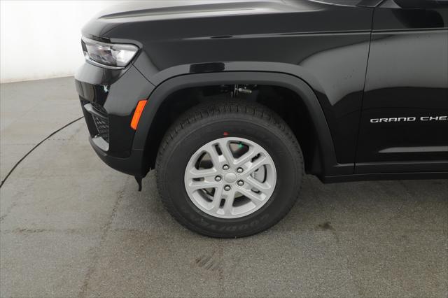 2025 Jeep Grand Cherokee GRAND CHEROKEE LAREDO 4X2