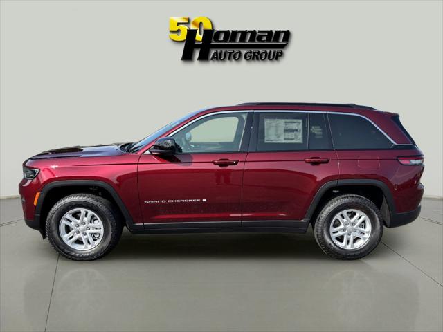2025 Jeep Grand Cherokee GRAND CHEROKEE LAREDO 4X4