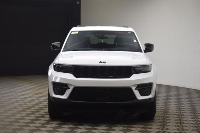 2025 Jeep Grand Cherokee GRAND CHEROKEE ALTITUDE 4X4