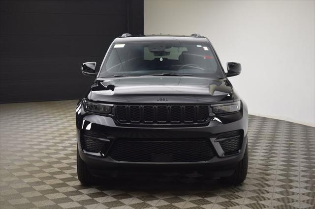 2025 Jeep Grand Cherokee GRAND CHEROKEE ALTITUDE 4X4