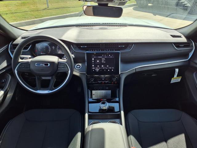 2025 Jeep Grand Cherokee GRAND CHEROKEE L LAREDO 4X2 2025 Jeep Grand Cherokee GRAND CHEROKEE L LAREDO 4X2