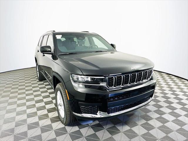 2025 Jeep Grand Cherokee GRAND CHEROKEE L LAREDO 4X4