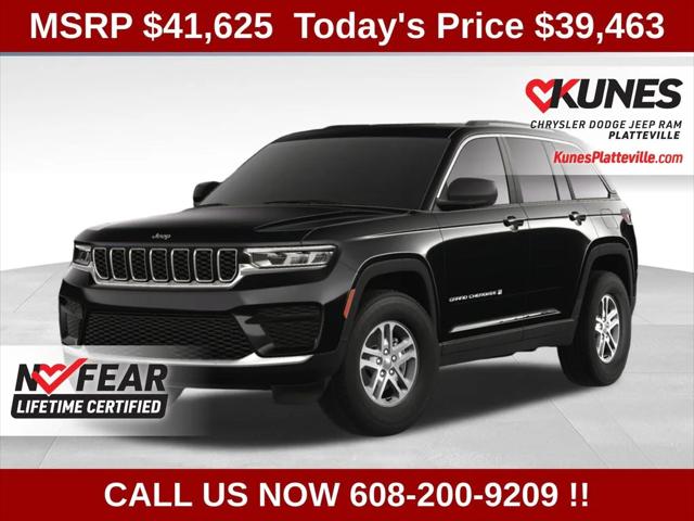 2025 Jeep Grand Cherokee GRAND CHEROKEE LAREDO 4X4