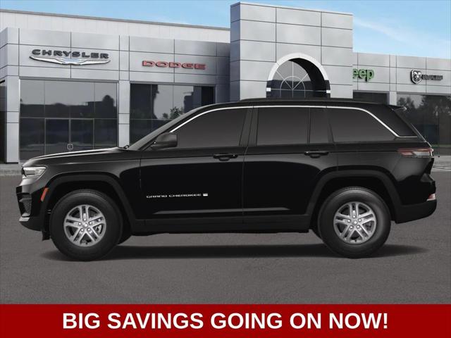 2025 Jeep Grand Cherokee GRAND CHEROKEE LAREDO 4X4