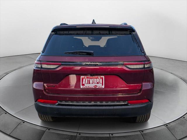 2025 Jeep Grand Cherokee GRAND CHEROKEE ALTITUDE 4X4 2025 Jeep Grand Cherokee GRAND CHEROKEE ALTITUDE 4X4