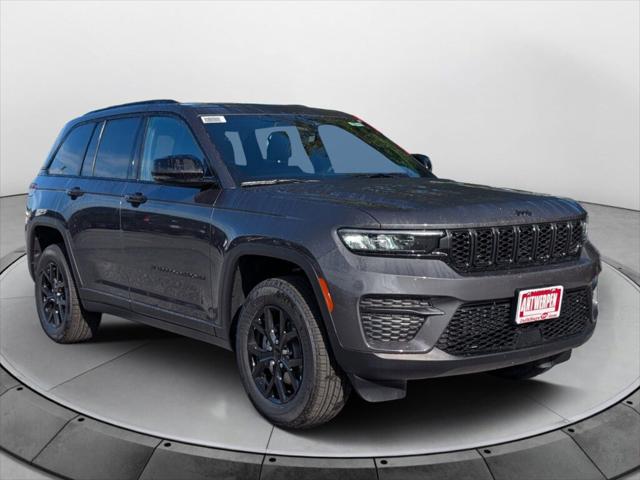2025 Jeep Grand Cherokee GRAND CHEROKEE ALTITUDE 4X4