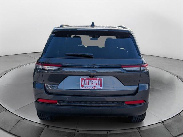 2025 Jeep Grand Cherokee GRAND CHEROKEE ALTITUDE 4X4