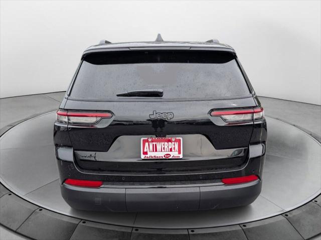 2025 Jeep Grand Cherokee GRAND CHEROKEE L ALTITUDE 4X4