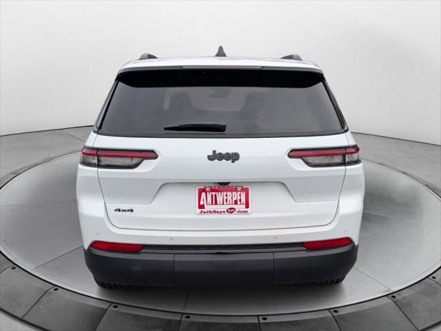 2025 Jeep Grand Cherokee GRAND CHEROKEE L ALTITUDE 4X4