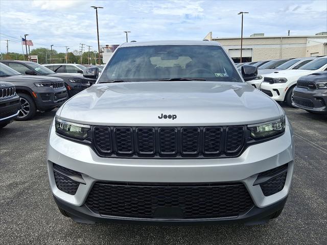 2025 Jeep Grand Cherokee GRAND CHEROKEE ALTITUDE 4X4