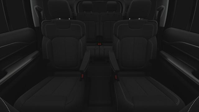 2025 Jeep Grand Cherokee GRAND CHEROKEE L LAREDO 4X4