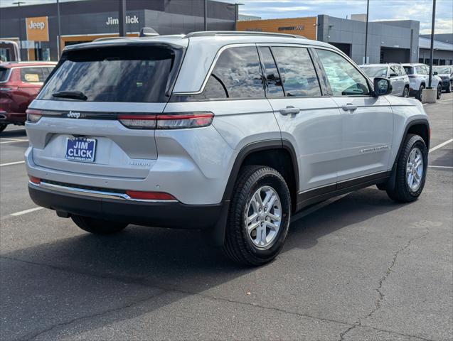 2025 Jeep Grand Cherokee GRAND CHEROKEE LAREDO 4X2