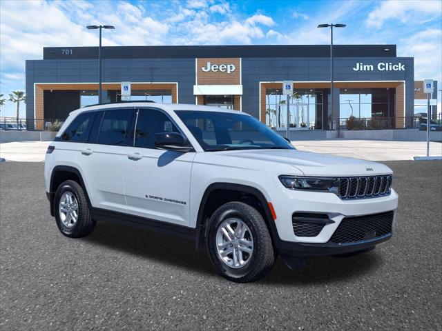 2025 Jeep Grand Cherokee GRAND CHEROKEE LAREDO 4X4