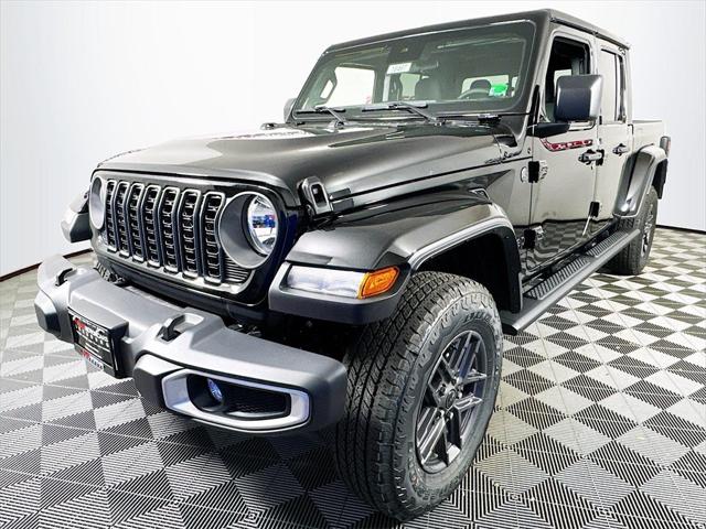 2025 Jeep Gladiator GLADIATOR SPORT S 4X4