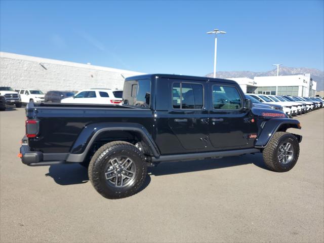 2025 Jeep Gladiator GLADIATOR MOJAVE X 4X4 2025 Jeep Gladiator GLADIATOR MOJAVE X 4X4