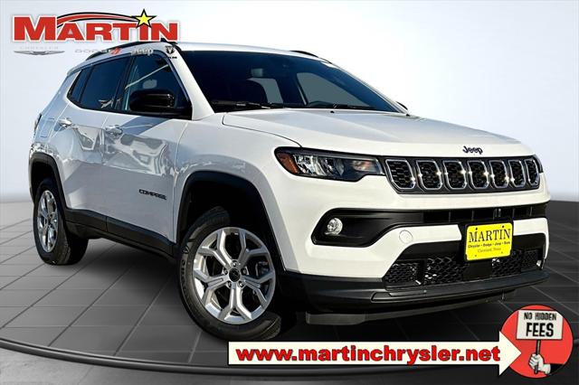 2025 Jeep Compass COMPASS LATITUDE 4X4