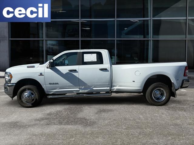 2024 RAM 3500 Big Horn Crew Cab 4x4 8 Box 2024 RAM 3500 Big Horn Crew Cab 4x4 8 Box