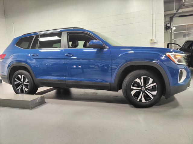 2025 Volkswagen Atlas 2.0T SE