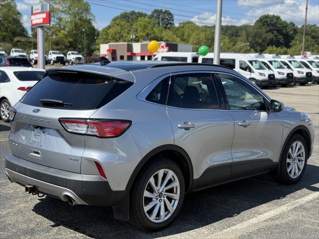 2022 Ford Escape Titanium Hybrid