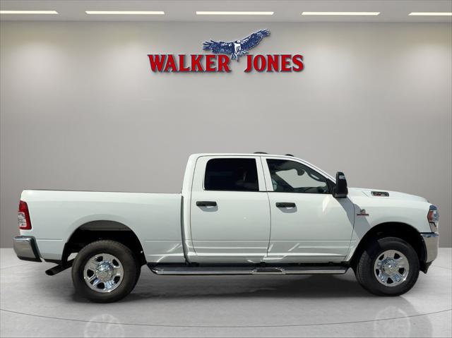 2023 RAM 3500 Tradesman Crew Cab 4x4 64 Box