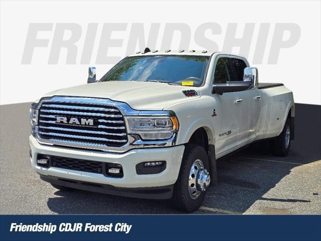 2022 RAM 3500 Limited Longhorn Crew Cab 4x4 8 Box