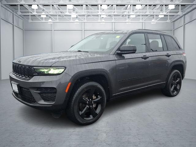 2022 Jeep Grand Cherokee Altitude 4x4