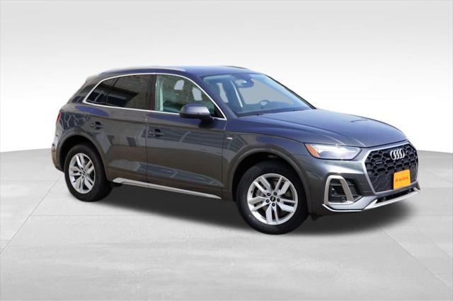 2022 Audi Q5 Premium 45 TFSI S line quattro S tronic 2022 Audi Q5 Premium 45 TFSI S line quattro S tronic