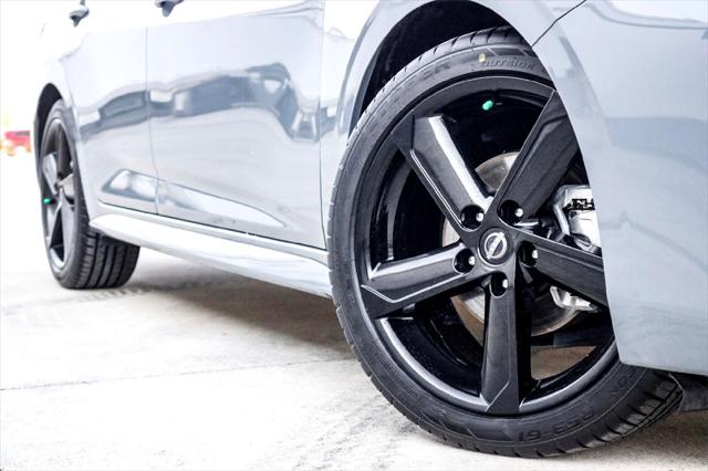 2024 Nissan Sentra SR Xtronic CVT