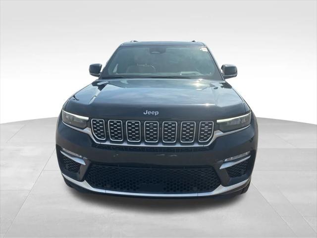 2022 Jeep Grand Cherokee Summit Reserve 4x4 2022 Jeep Grand Cherokee Summit Reserve 4x4
