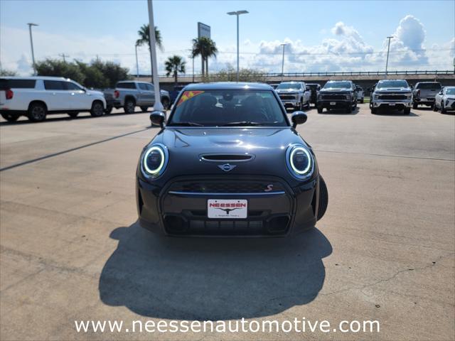 2024 Mini Hardtop Cooper S 2024 Mini Hardtop Cooper S