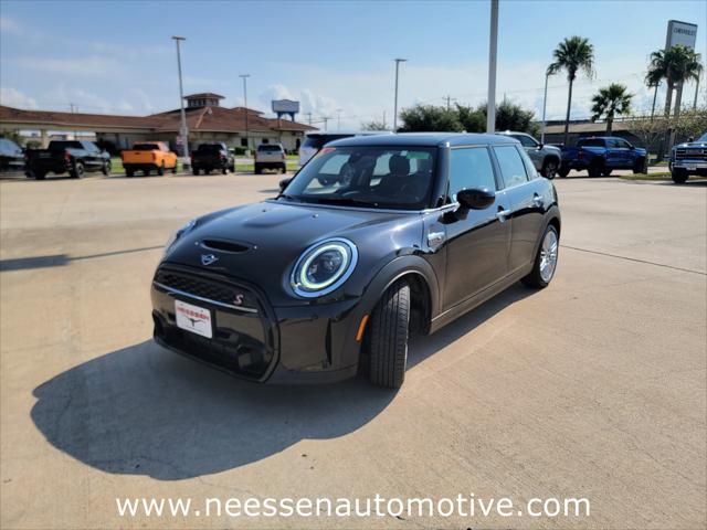 2024 Mini Hardtop Cooper S 2024 Mini Hardtop Cooper S