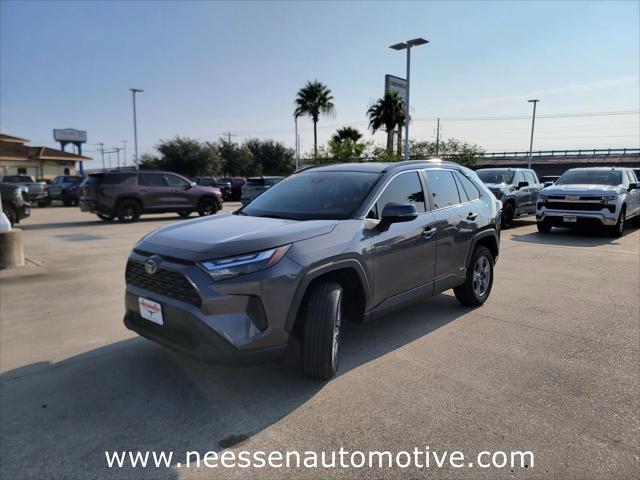 2022 Toyota RAV4 Hybrid XLE 2022 Toyota RAV4 Hybrid XLE