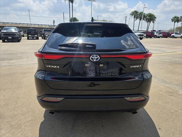 2022 Toyota Venza LE