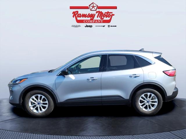 2022 Ford Escape SE Hybrid