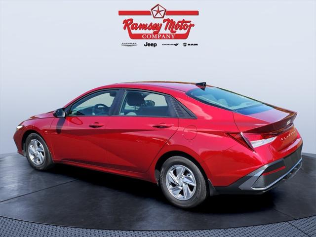 2024 Hyundai Elantra SE