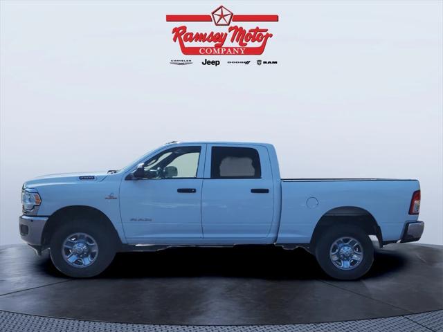 2022 RAM 2500 Tradesman Crew Cab 4x4 64 Box
