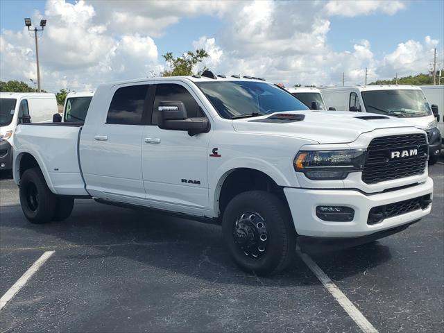 2023 RAM 3500 Limited Mega Cab 4x4 64 Box