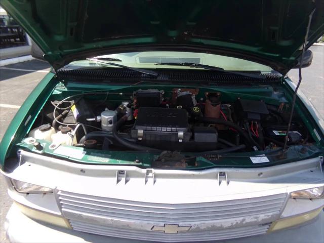 1998 Chevrolet Astro Base
