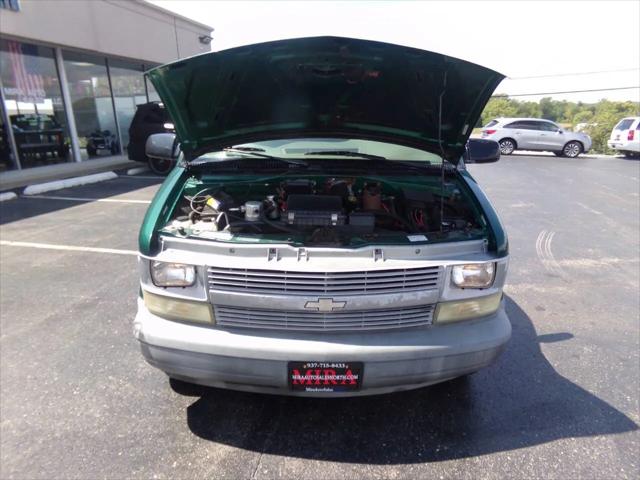 1998 Chevrolet Astro Base