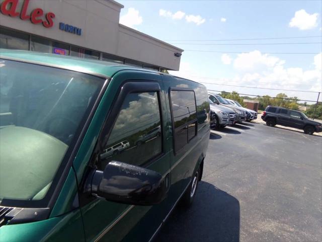 1998 Chevrolet Astro Base