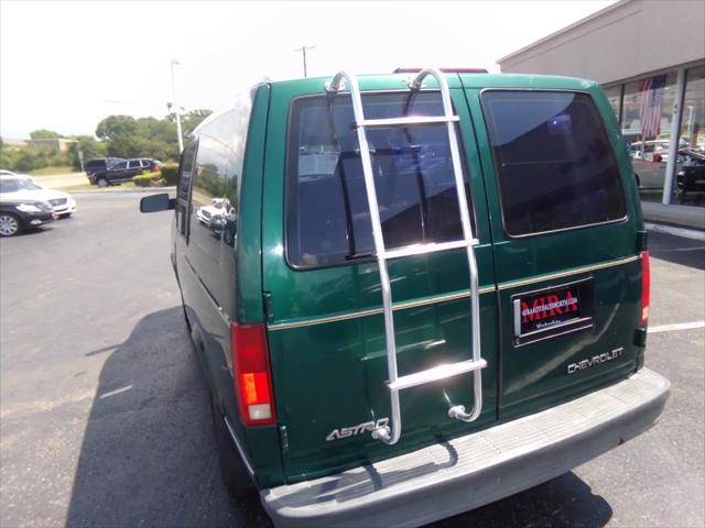 1998 Chevrolet Astro Base