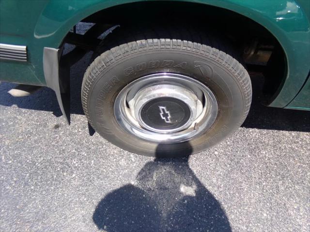 1998 Chevrolet Astro Base