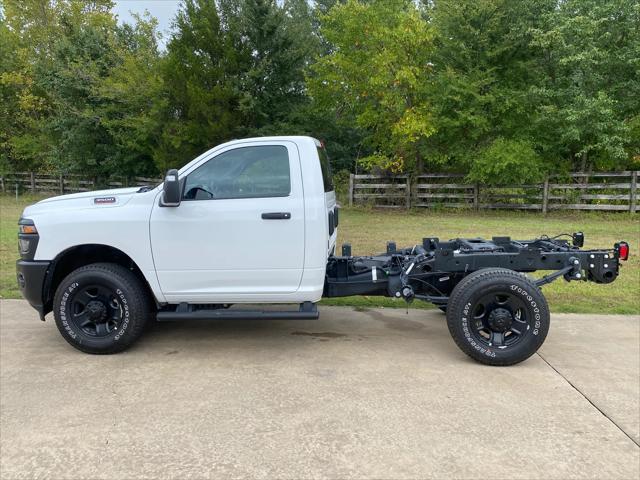 2025 RAM 3500 Tradesman Regular Cab 4x4 8 Box 2025 RAM 3500 Tradesman Regular Cab 4x4 8 Box