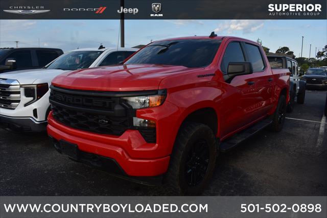 2023 Chevrolet Silverado 1500 4WD Crew Cab Short Bed Custom