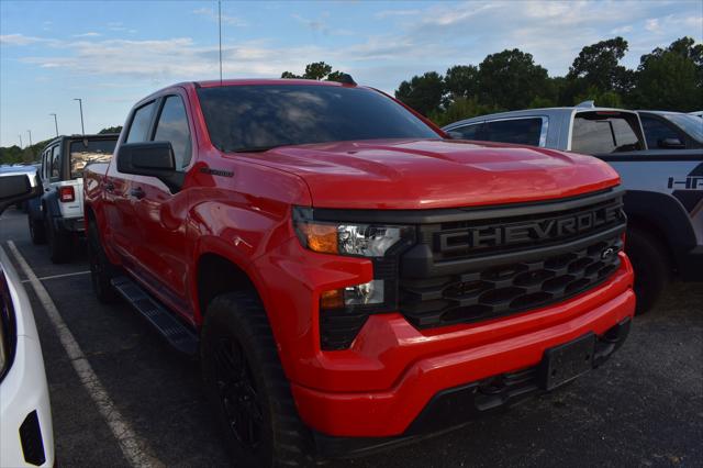 2023 Chevrolet Silverado 1500 4WD Crew Cab Short Bed Custom