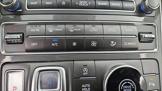 2022 Hyundai Santa Fe Calligraphy