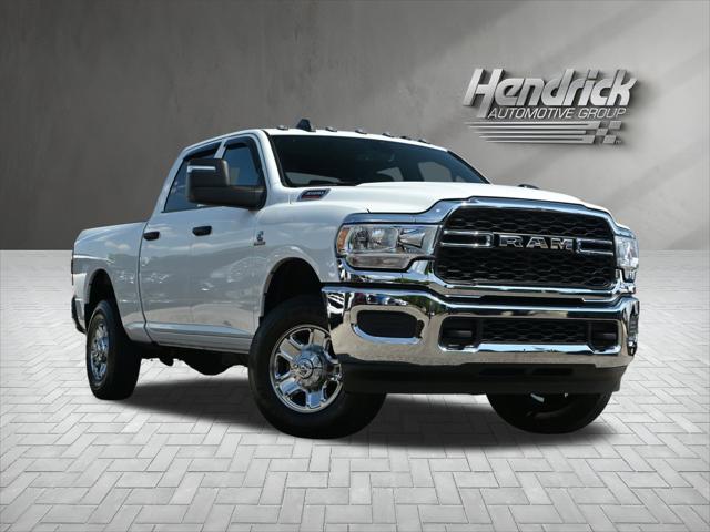 2024 RAM 3500 Tradesman Crew Cab 4x4 64 Box 2024 RAM 3500 Tradesman Crew Cab 4x4 64 Box