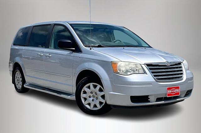 2010 Chrysler Town and Country LX