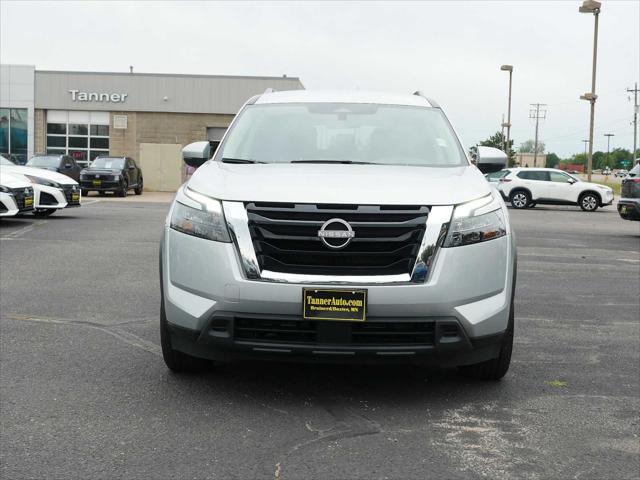 2023 Nissan Pathfinder SV 4WD 2023 Nissan Pathfinder SV 4WD