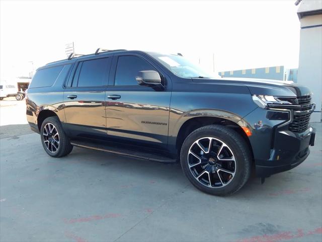 2022 Chevrolet Suburban 4WD RST